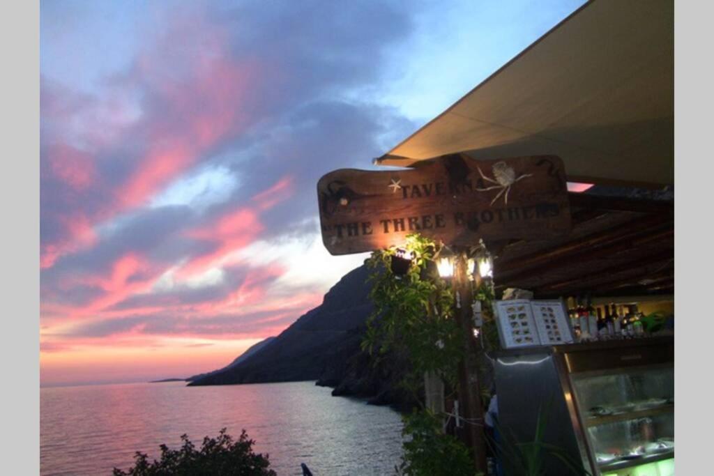 Great Sea-View Apartment. Χώρα Σφακίων Εξωτερικό φωτογραφία